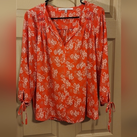 Collective Concepts Tops - Coral and tan floral blouse Sz Medium